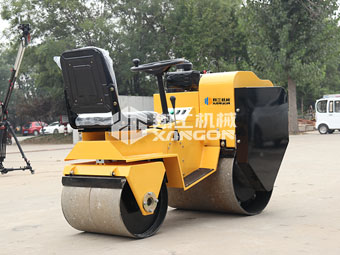 忽冷忽熱，小型壓路機(jī)使用還需要注意一下幾點(diǎn)！
