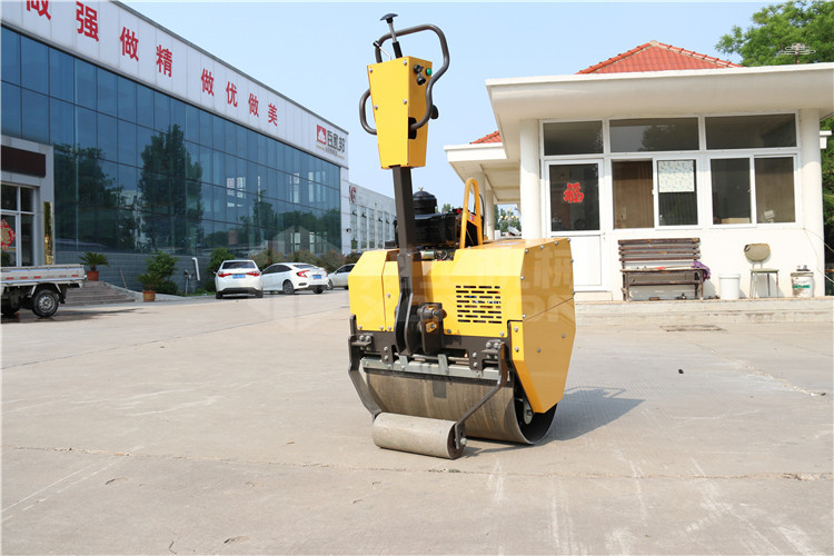 天氣轉冷,小型壓路機為什么會出現(xiàn)不能啟動的情況？