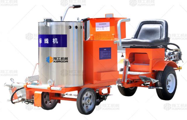 熱熔劃線機(jī)配置助力車，高施工高標(biāo)線質(zhì)量